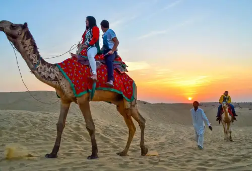 How to Choose the Best Taxi Service in Jaisalmer for Your Trip