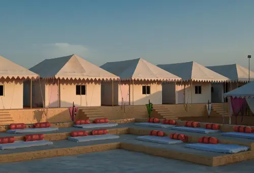 From Forts to Sand Dunes: Discover Jaisalmer with a Private Taxi